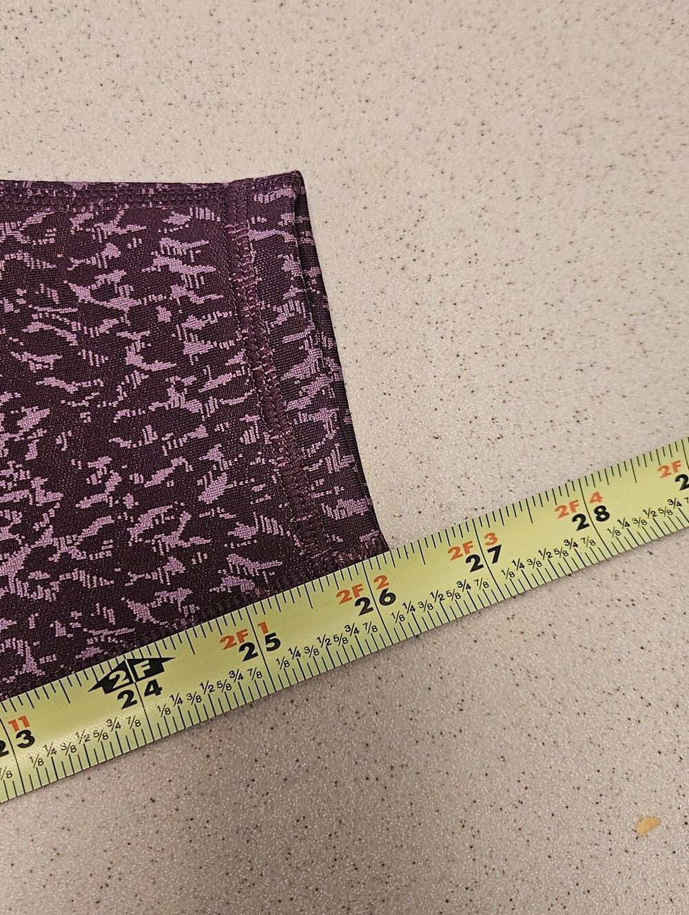 All In Motion SZ M Red/Pink Printed Athletic Leggings Side Pockets NWOT - Picture 8 of 11